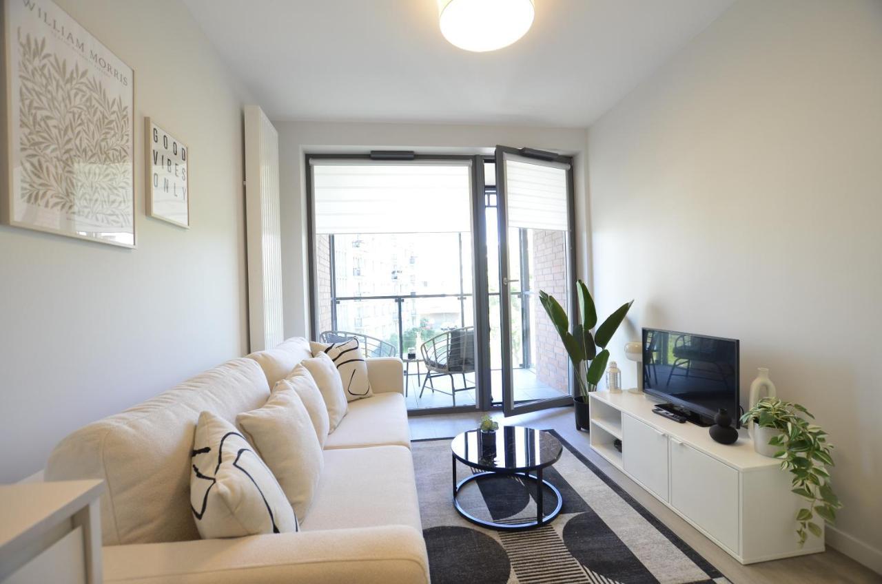 Green Estate Old Town Apartment, Private Parking, Balcony غدانسك المظهر الخارجي الصورة